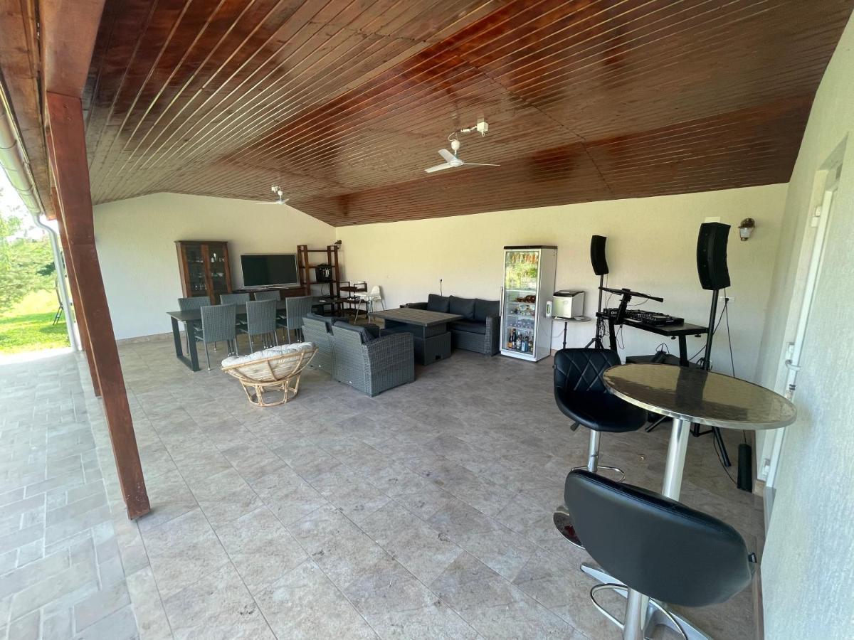 شقة Battonya House المظهر الخارجي الصورة