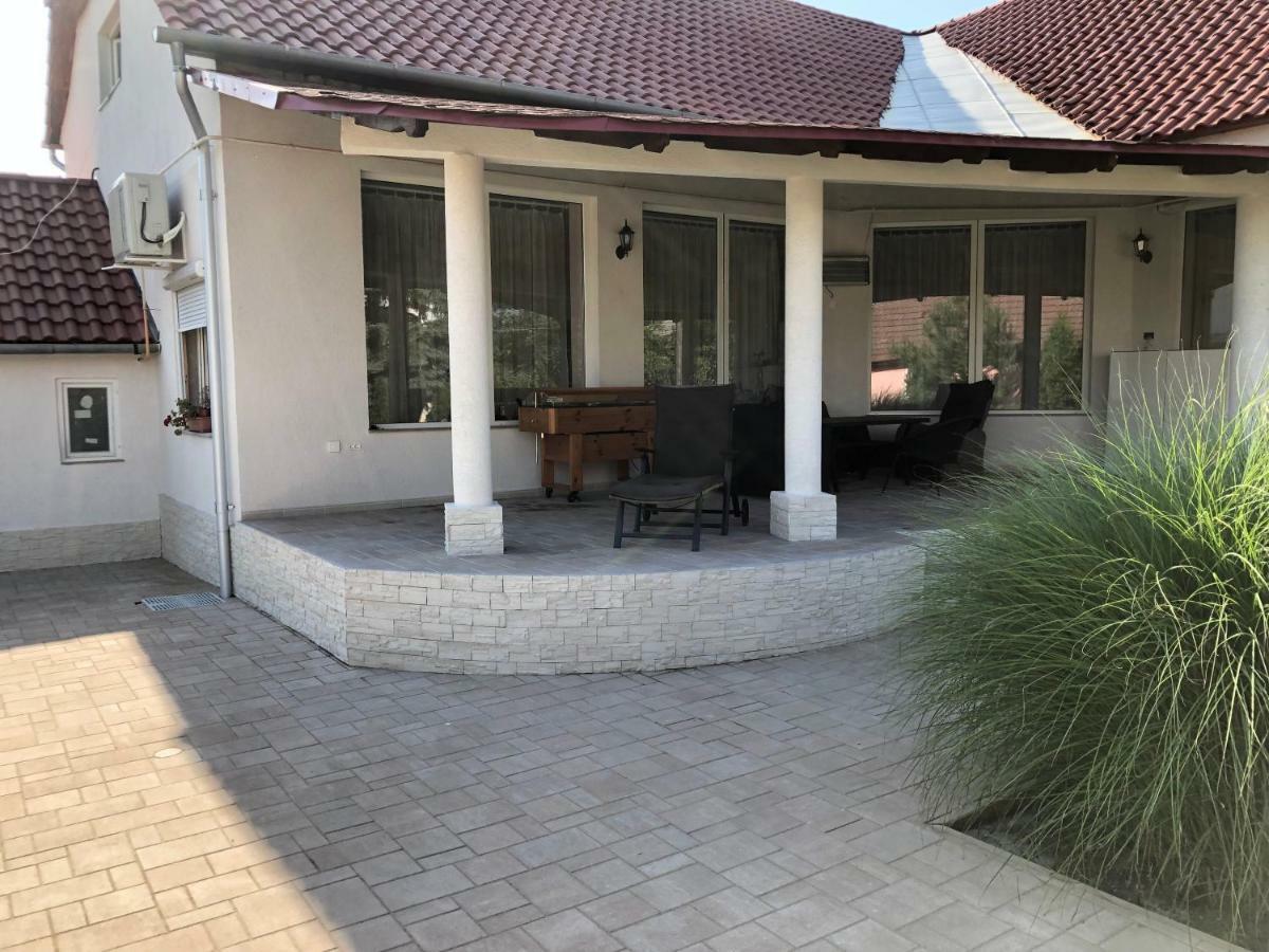 شقة Battonya House المظهر الخارجي الصورة