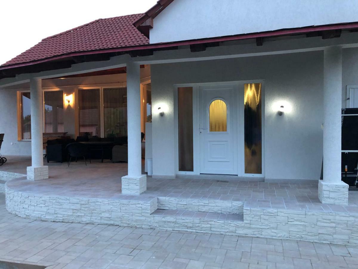 شقة Battonya House المظهر الخارجي الصورة
